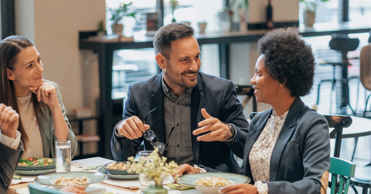 5 Reasons You Should Always Respond to Recruiters (even if You’re Not Job Searching!)