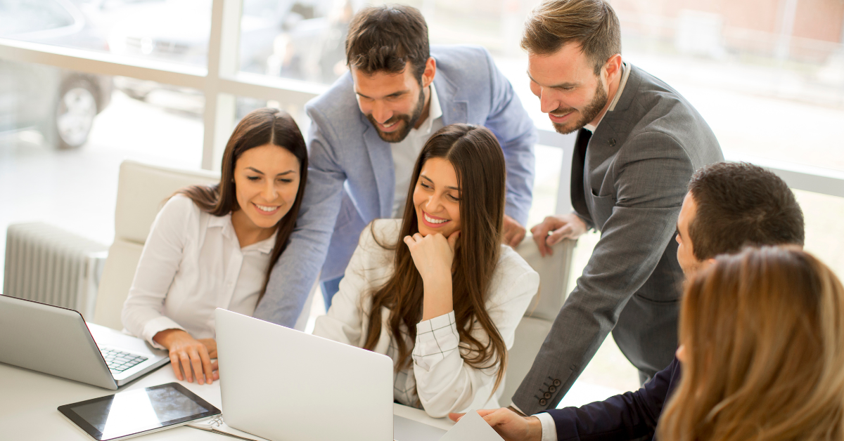 Should You Include an Objective Statement in Your Resume? (Pros and Cons)